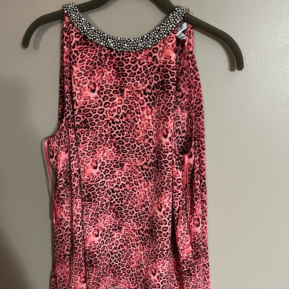 Small Jennifer Lopez, pink leopard top with rhinestone collar